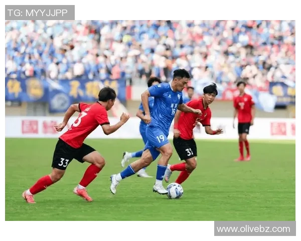 奥利维足球明星的辉煌历程与未来展望：从草根到世界舞台的传奇之路